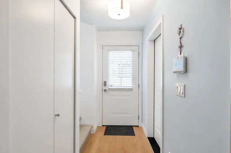 22 22810 113 AVENUE - photo 4 of 25