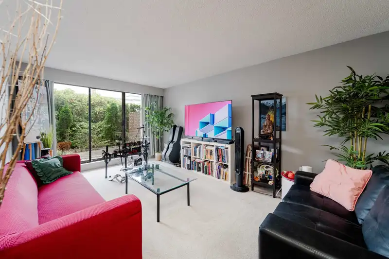 108 2450 CORNWALL AVENUE - photo 1 of 12