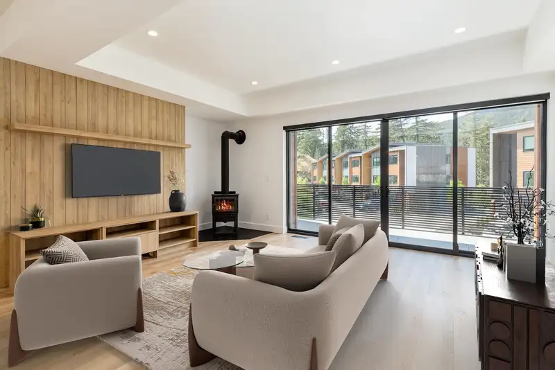 18 2077 GARIBALDI WAY - photo 3 of 11