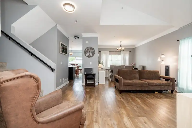 123 20820 87 AVENUE - photo 4 of 40