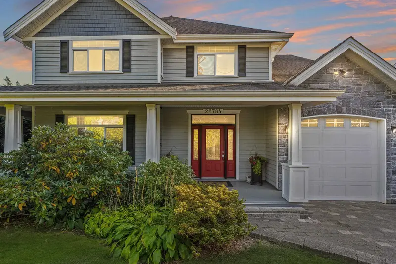 22784 88 AVENUE - photo 3 of 25