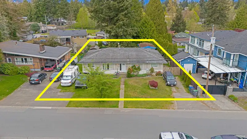 A&B 12569 99 AVENUE - photo 4 of 10