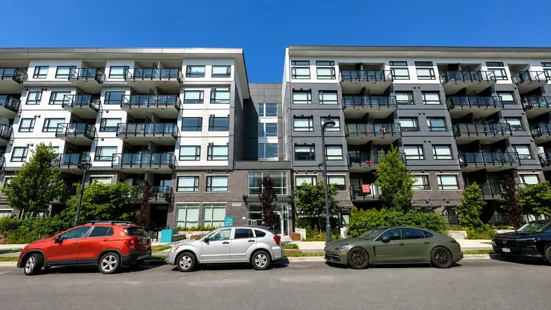 624 10777 138 STREET - photo 1 of 21
