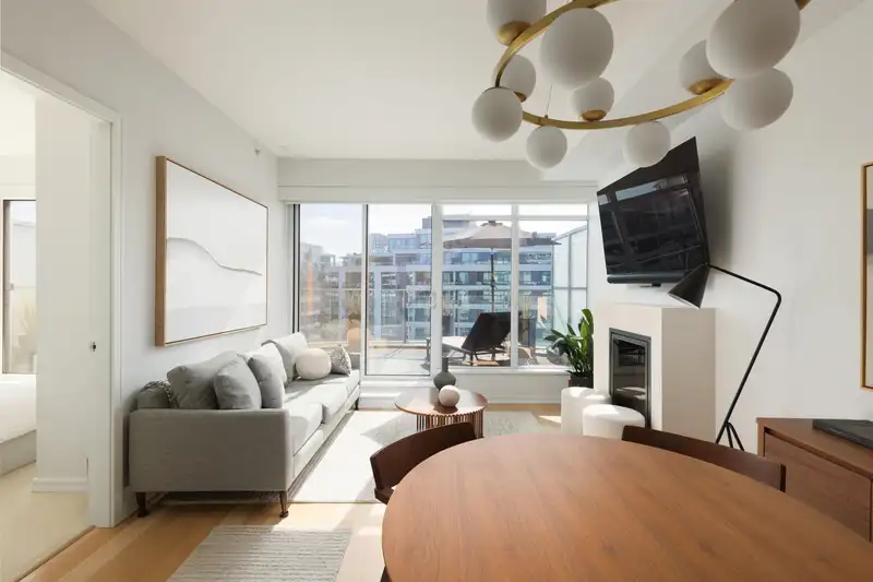1103 1661 ONTARIO STREET - photo 3 of 39