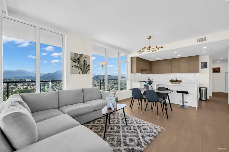 3905 4168 LOUGHEED HIGHWAY - photo 3 of 40