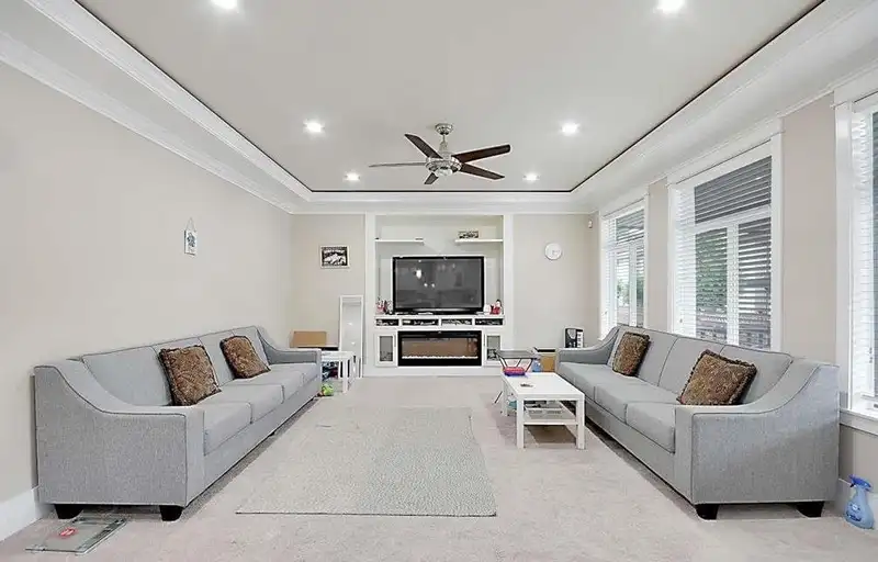 7893 147A STREET - photo 4 of 24