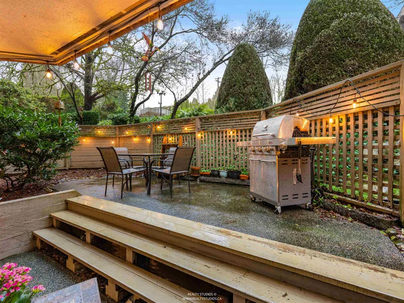 108 1955 WOODWAY PLACE - photo 2 of 23