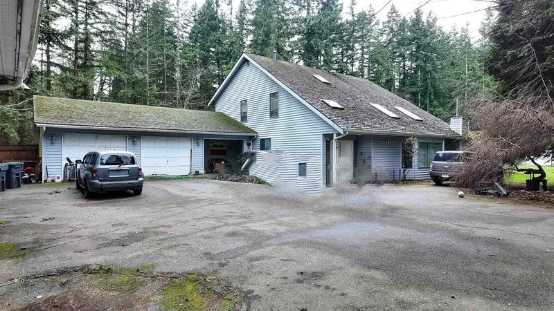 20108 32 AVENUE - photo 1 of 5