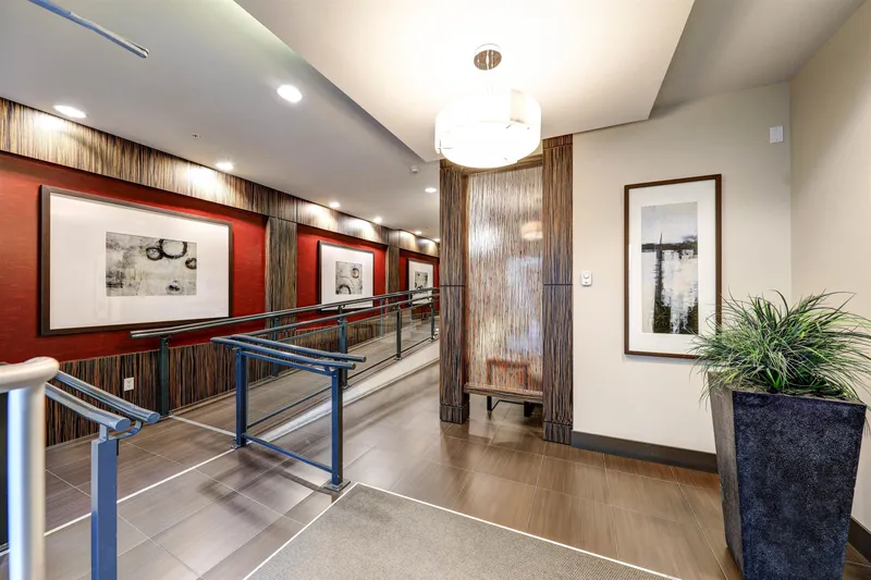 205 2940 KING GEORGE BOULEVARD - photo 2 of 25