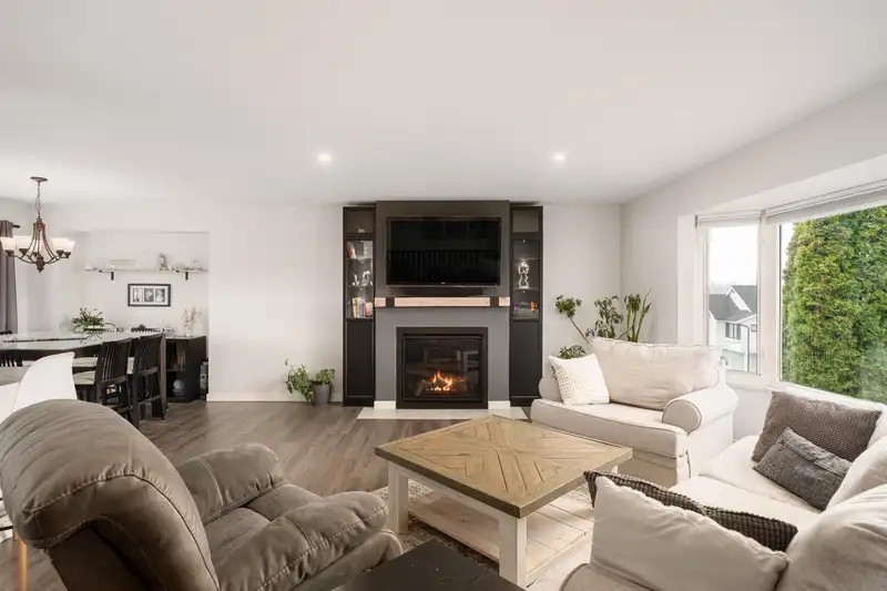 11397 230 STREET - photo 3 of 35