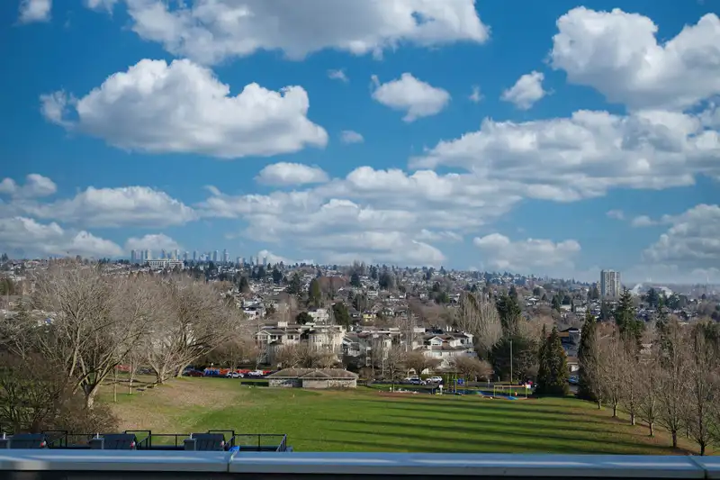 602 7638 CAMBIE STREET - photo 1 of 40
