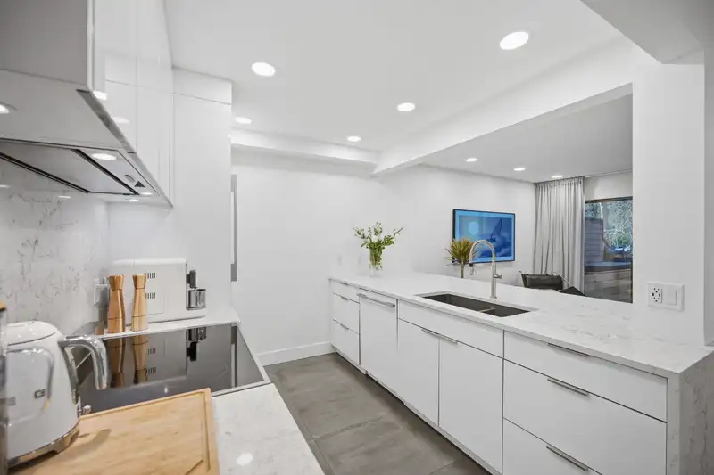 3321 MOUNTAIN HIGHWAY - photo 4 of 36
