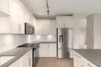144 3098 GUILDFORD WAY - thumbnail 5