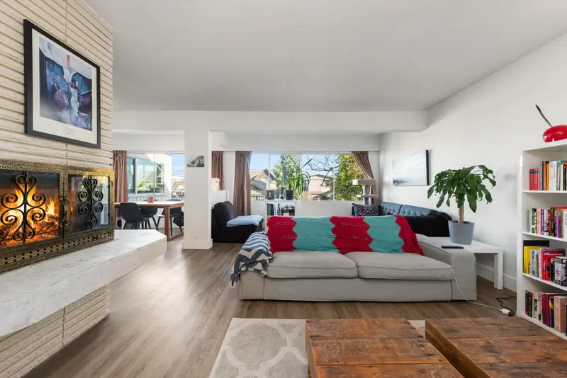 1657 BEACH GROVE ROAD - photo 1 of 25