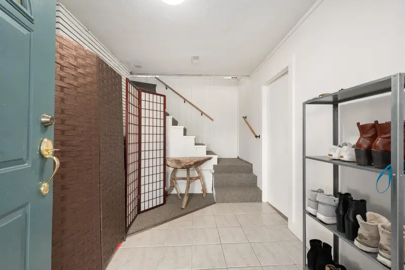 1657 BEACH GROVE ROAD - photo 3 of 25