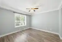 202 8115 121A STREET - thumbnail 4