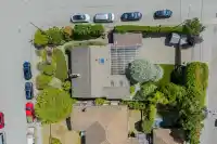 3896 ELMWOOD STREET - thumbnail 2