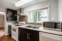 3896 ELMWOOD STREET - thumbnail 20