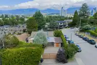 3896 ELMWOOD STREET - thumbnail 31