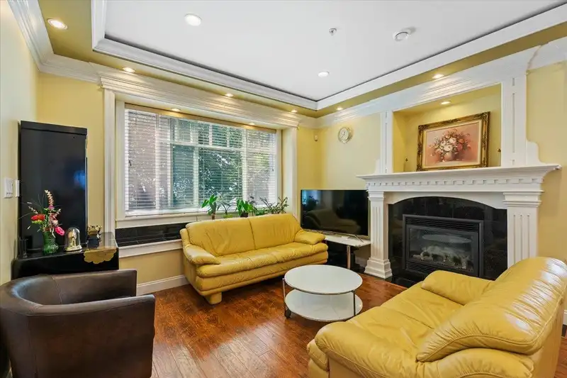 1185 E 62ND AVENUE - photo 2 of 38