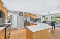 12753 261 STREET - thumbnail 9