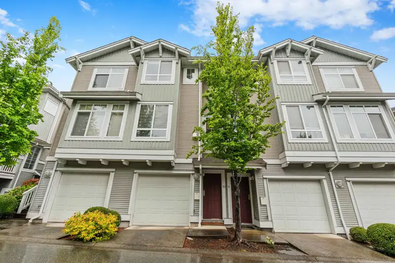 10 15068 58 AVENUE - photo 1 of 32