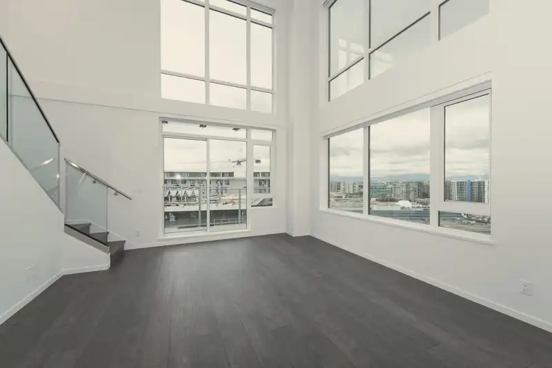 1309 6788 MINORU BOULEVARD - photo 1 of 32