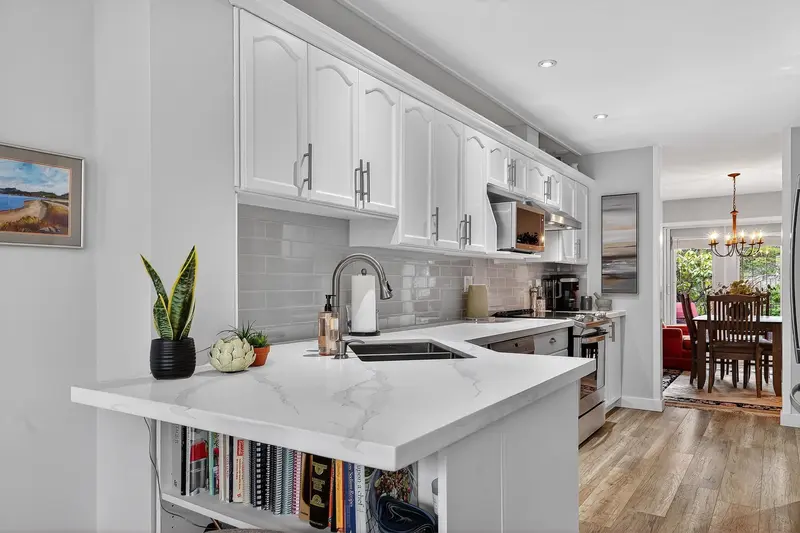 43 22740 116 AVENUE - photo 4 of 25