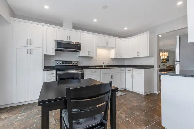 128 32691 GARIBALDI DRIVE - photo 3 of 32