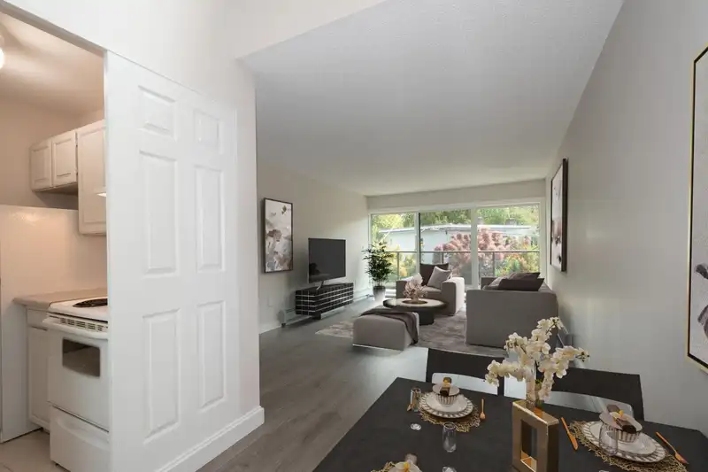 409 2366 WALL STREET - photo 3 of 24