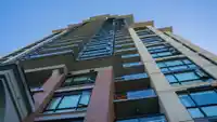 911 10777 UNIVERSITY DRIVE - thumbnail 3