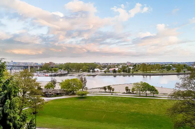 603 1233 BEACH AVENUE - photo 1 of 30
