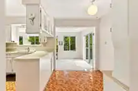 11138 84B AVENUE - thumbnail 8