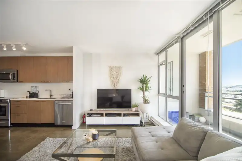 720 221 UNION STREET - photo 3 of 21