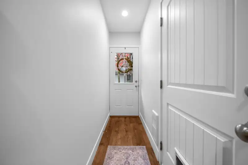 113 4401 BLAUSON BOULEVARD - photo 3 of 28