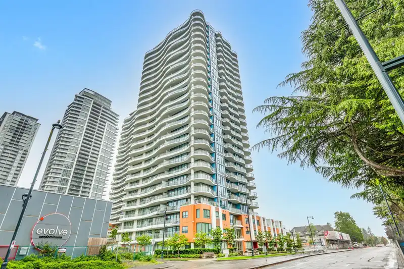1602 13318 104 AVENUE - photo 1 of 37