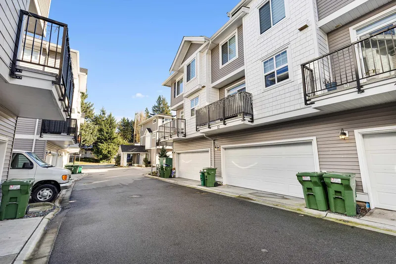 13 2033 MCKENZIE ROAD - photo 2 of 25