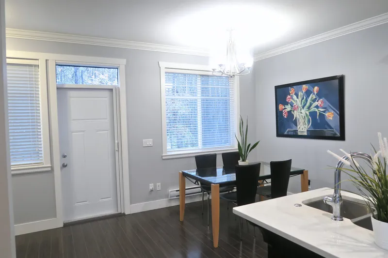 118 15399 GUILDFORD DRIVE - photo 4 of 25