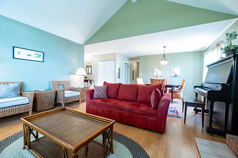 5462 KENSINGTON ROAD - photo 2 of 25