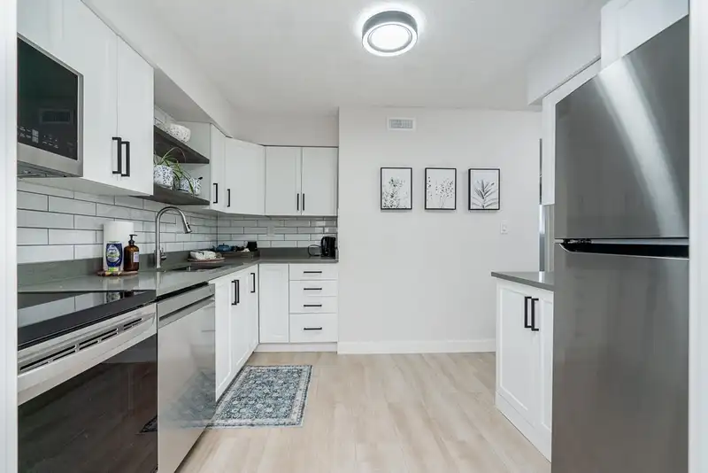 1029 CLARKE ROAD - photo 1 of 31