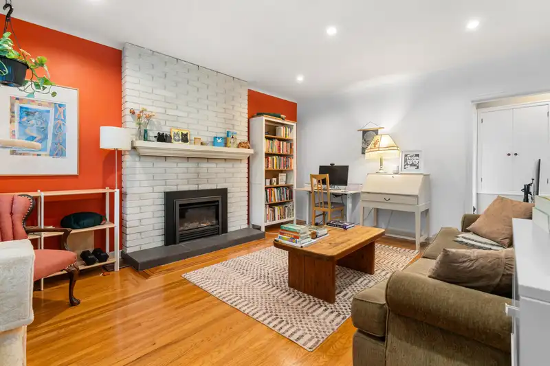 3648 TURNER STREET - photo 2 of 40