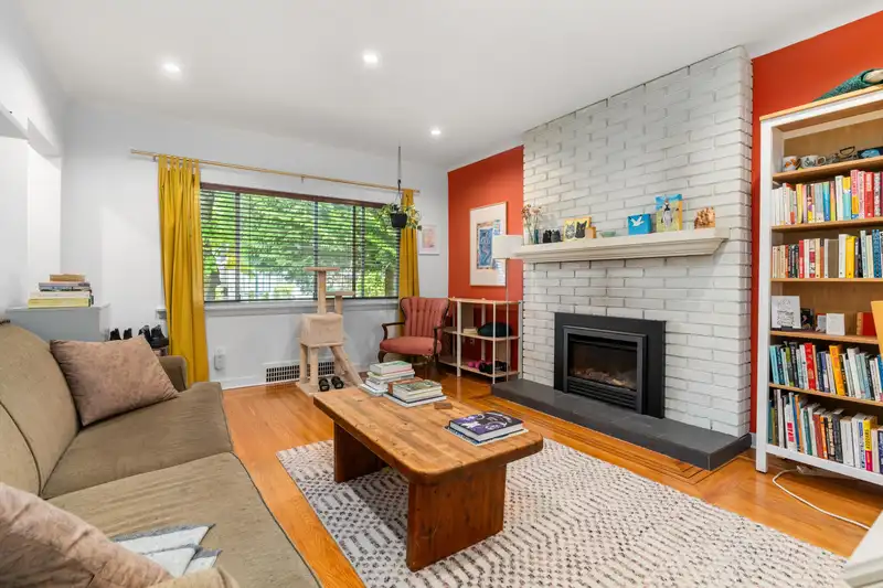 3648 TURNER STREET - photo 3 of 40