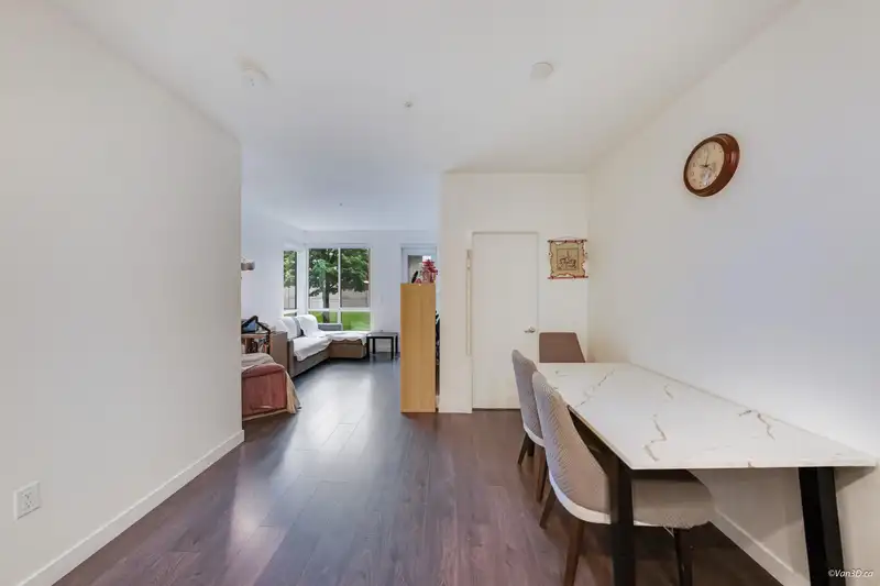 209 7133 14TH AVENUE - photo 3 of 27