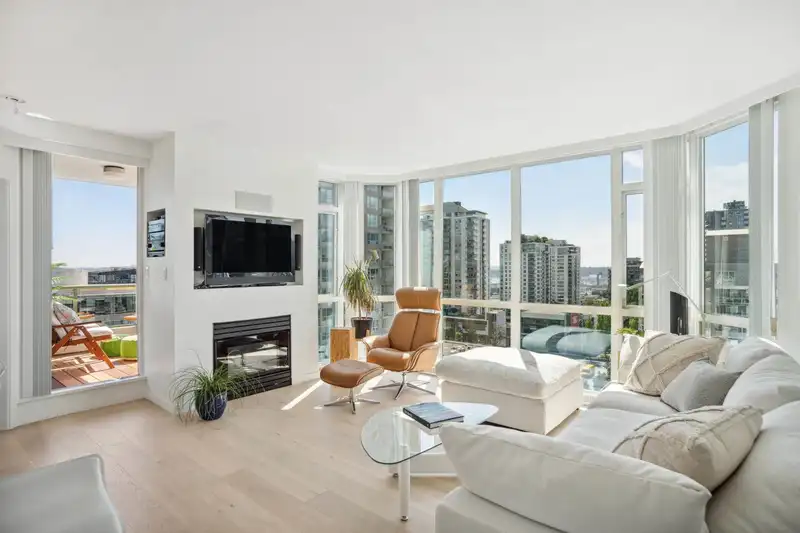 1004 140 E 14TH STREET - photo 1 of 40