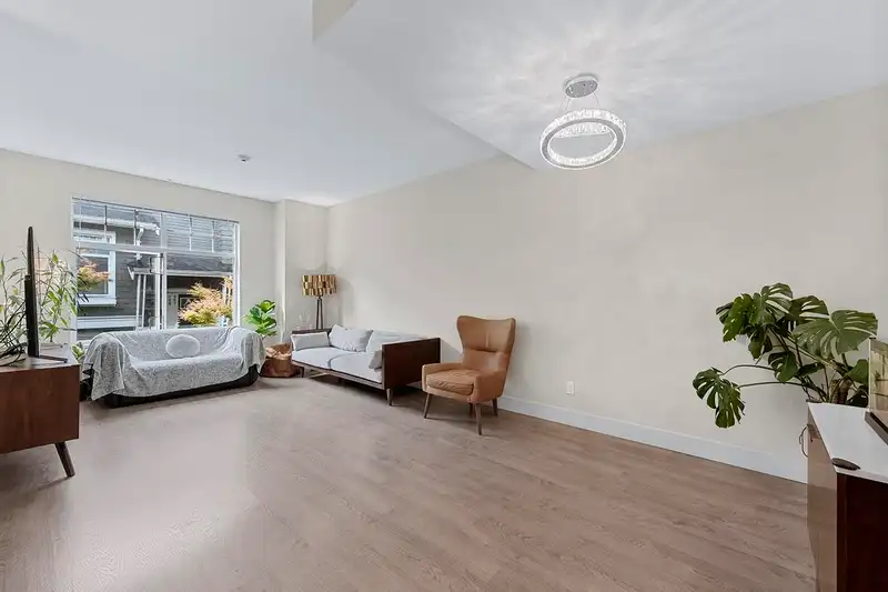 214 4255 SARDIS STREET - photo 2 of 24
