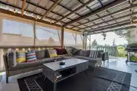 1781 PITT RIVER ROAD - thumbnail 2