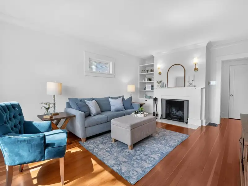 2281 E 7TH AVENUE - photo 2 of 40