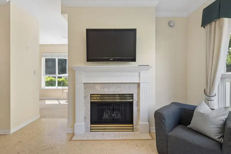 118 3098 GUILDFORD WAY - photo 3 of 40