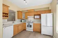 118 3098 GUILDFORD WAY - thumbnail 9
