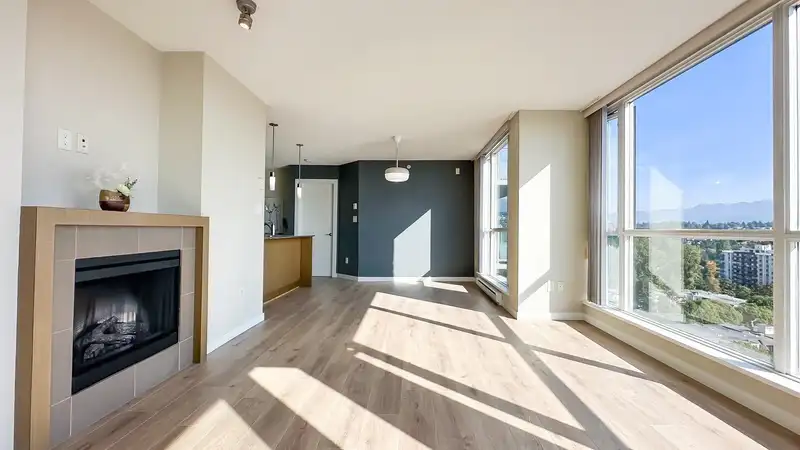 2307 4888 BRENTWOOD DRIVE - photo 3 of 27